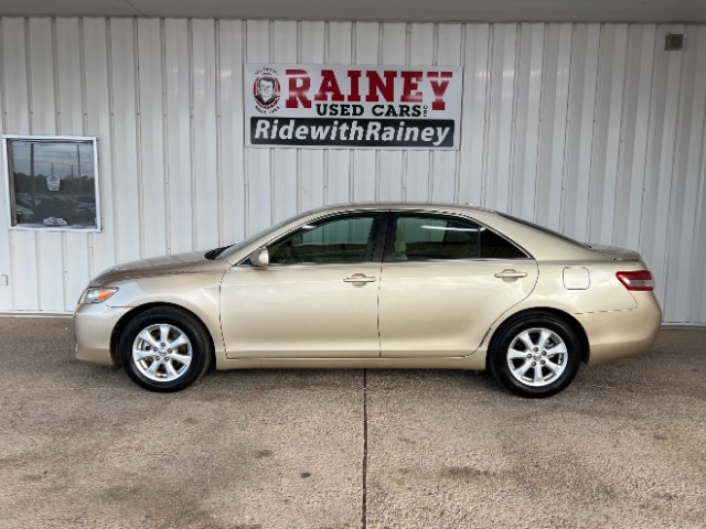 2011 Toyota Camry's photo