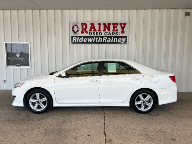 2012 Toyota Camry SE Limited Edition's photo