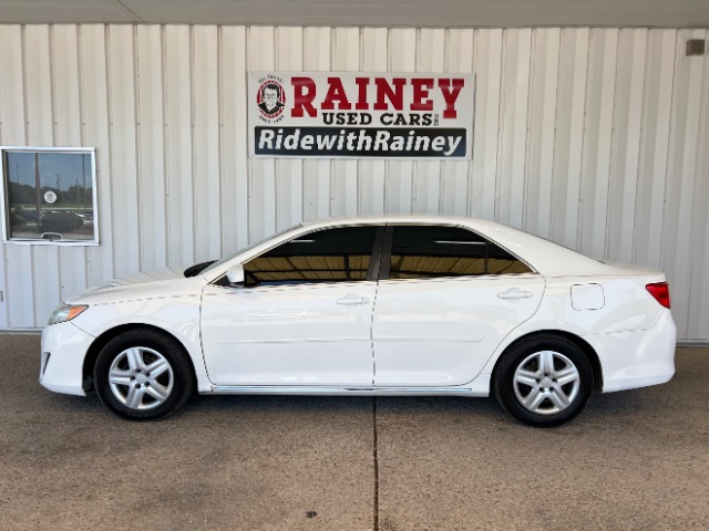 2012 Toyota Camry SE Limited Edition's photo