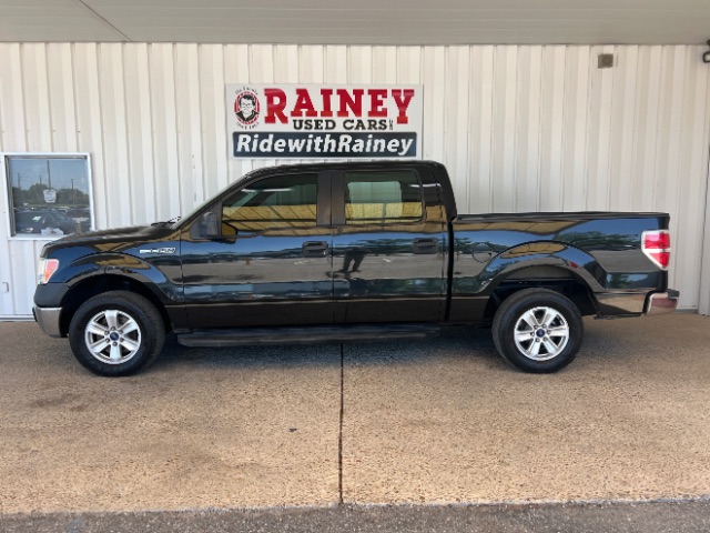 2010 Ford F-150 XL SuperCrew 145-in's photo