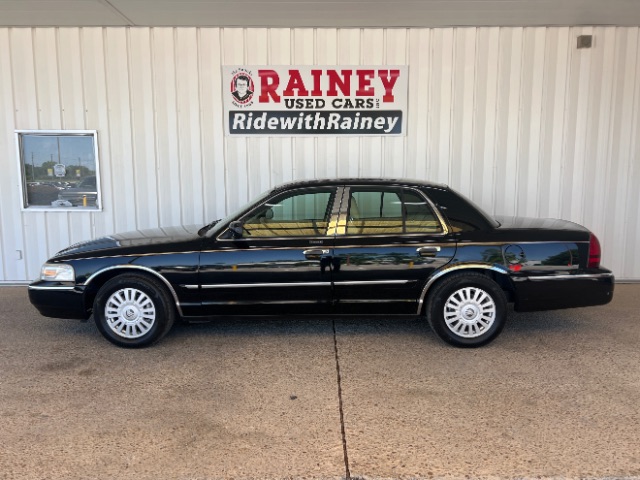2008 Mercury Grand Marquis GS's photo