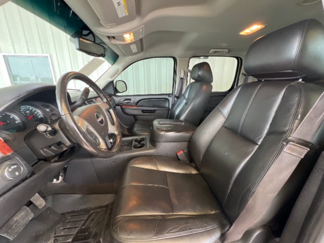 2014 GMC Yukon 4WD 1/2 Ton SLT (4SA)'s photo