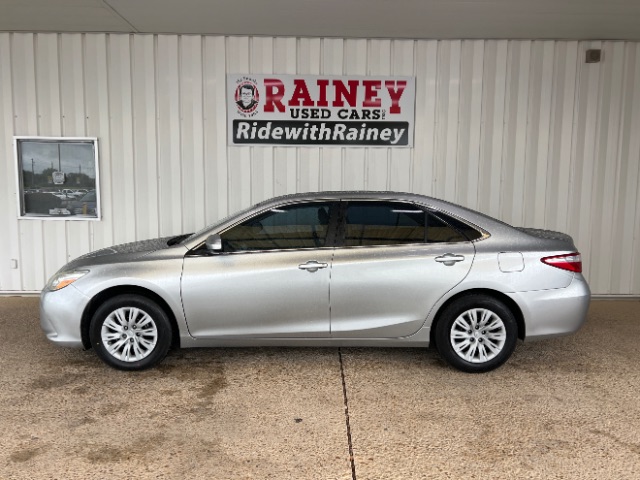 2016 Toyota Camry 2.5 Auto LE's photo