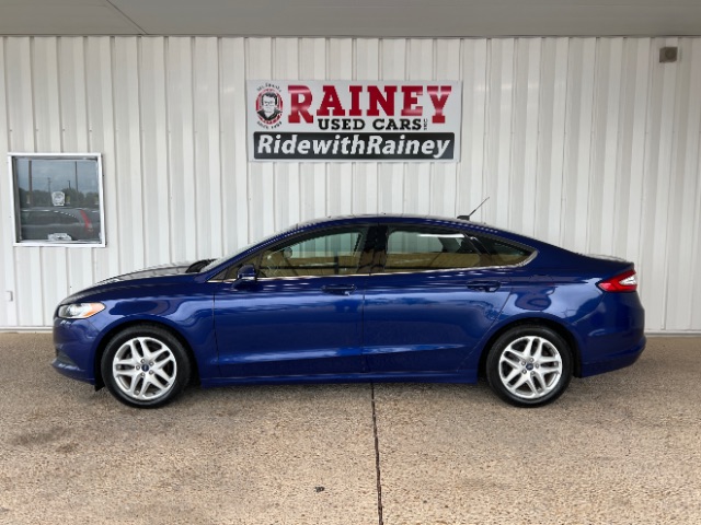 2016 Ford Fusion SE FWD's photo