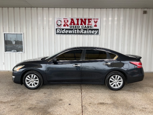 2013 Nissan Altima Sedan S's photo