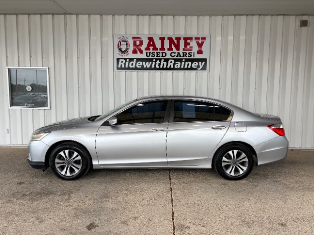 2013 Honda Accord LX's photo