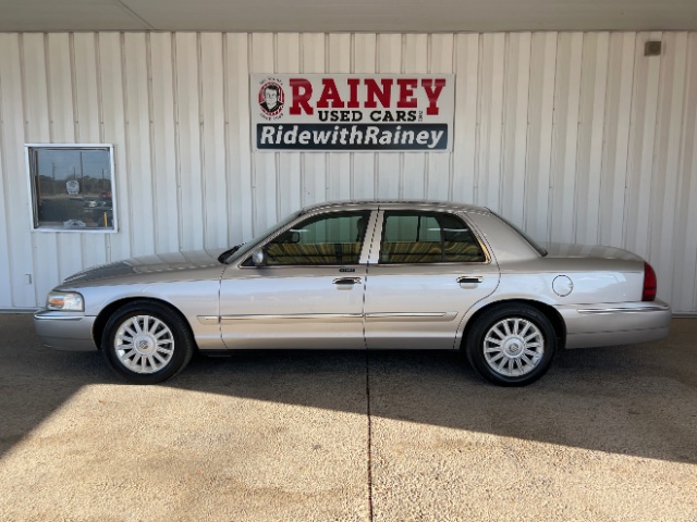 2008 Mercury Grand Marquis LS's photo