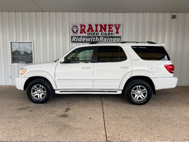 2007 Toyota Sequoia SR5's photo
