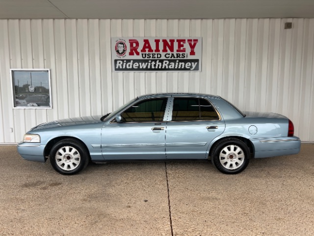 2010 Mercury Grand Marquis LS's photo