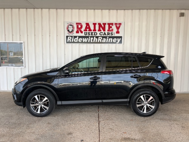 2018 Toyota RAV4 XLE's photo