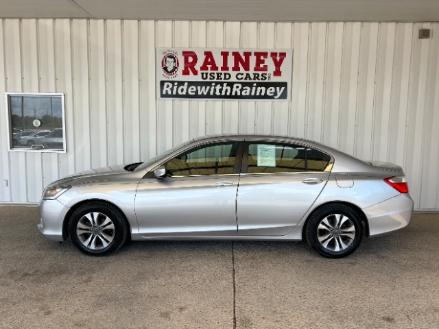 2015 Honda Accord LX's photo