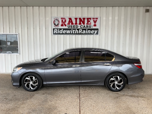 2017 Honda Accord LX's photo