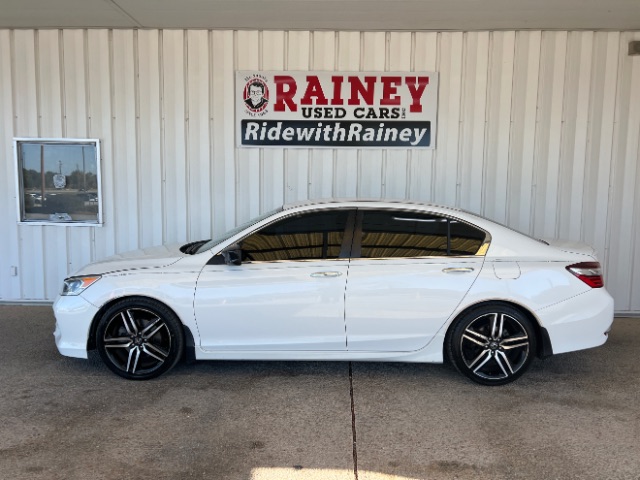 2016 Honda Accord Sport's photo