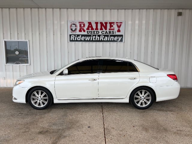 2011 Toyota Avalon Avalon's photo