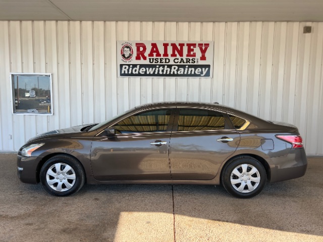 2014 Nissan Altima S's photo