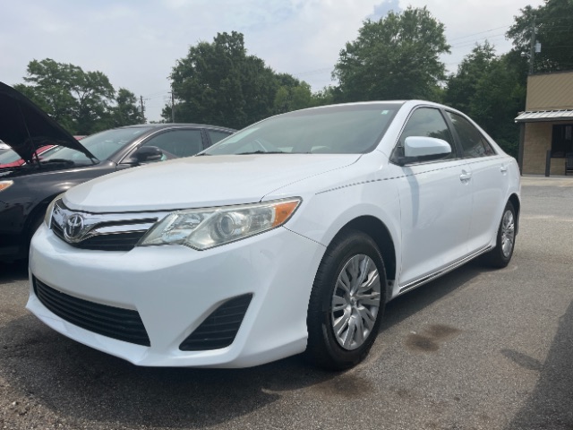 2012 Toyota Camry 2.5 Auto LE's photo