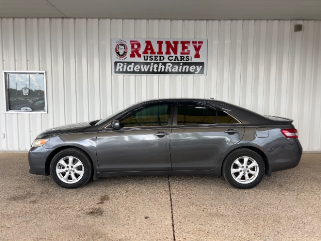 2011 Toyota Camry's photo