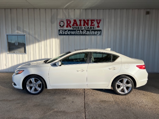 2015 Acura ILX Premium's photo