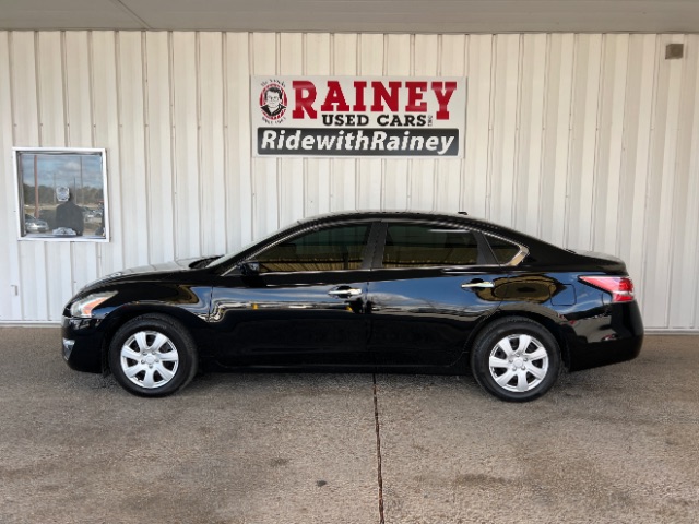 2015 Nissan Altima S's photo