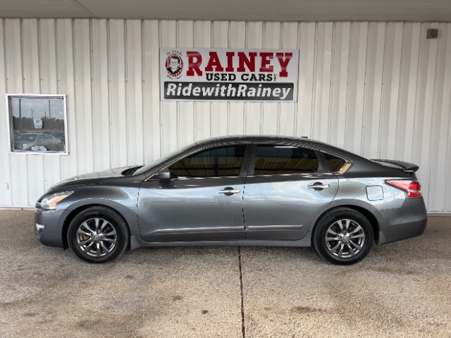 2015 Nissan Altima S's photo