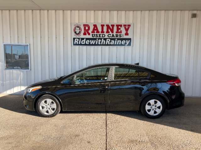 2017 Kia Forte LX's photo