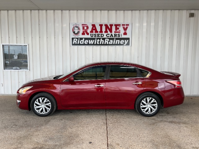 2014 Nissan Altima S's photo