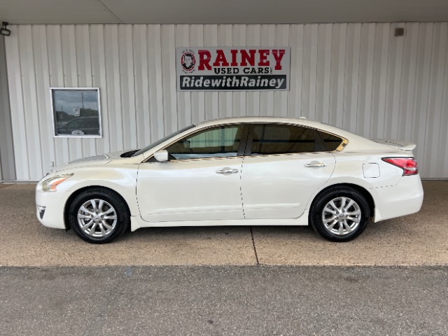 2015 Nissan Altima 2.5 S's photo