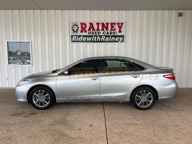 2017 Toyota Camry 2.5 Auto SE's photo