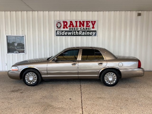 2004 Mercury Grand Marquis GS Convenience's photo