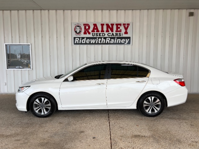 2015 Honda Accord LX's photo