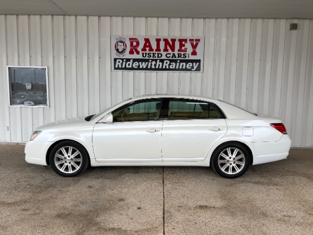2007 Toyota Avalon Limited's photo