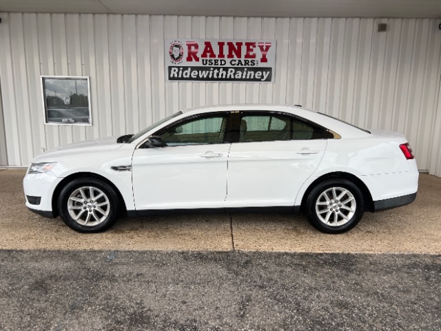 2013 Ford Taurus SE FWD's photo