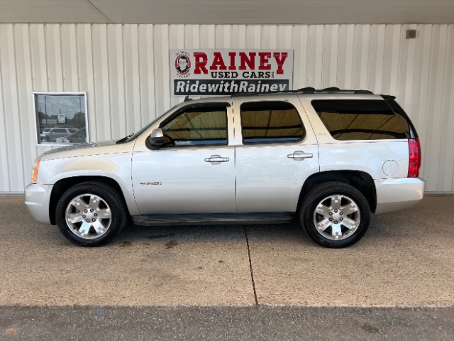 2011 GMC Yukon 2WD SLT's photo