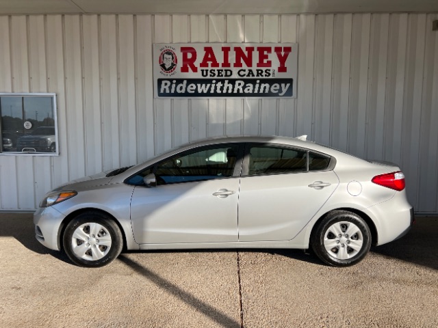 2016 Kia Forte LX's photo