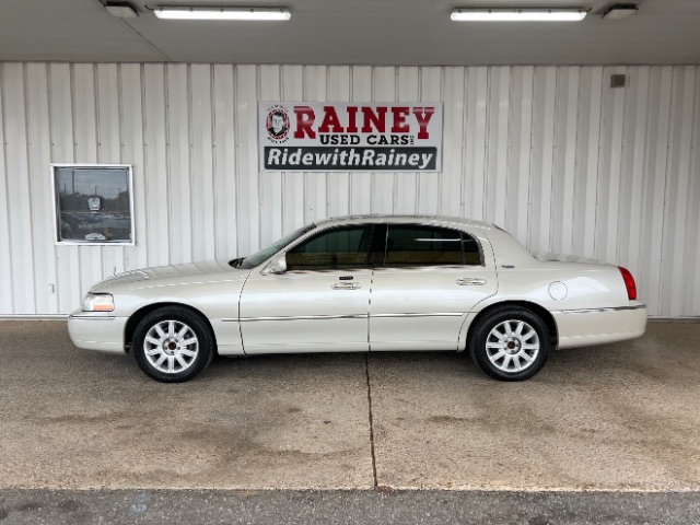 2007 Lincoln Town Car Signature Limited's photo