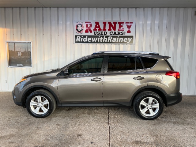 2013 Toyota RAV4 XLE's photo