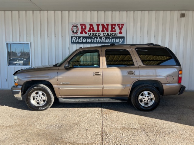 2003 Chevrolet Tahoe LS's photo