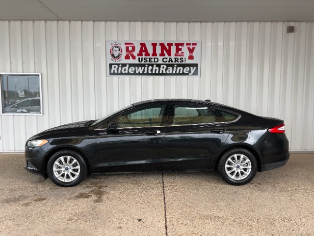 2015 Ford Fusion S FWD's photo