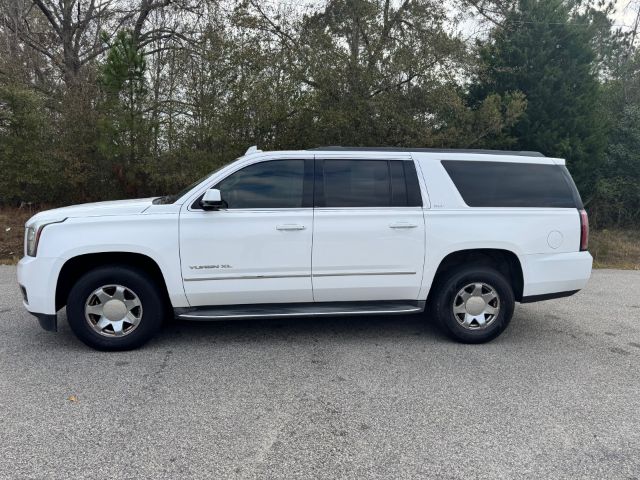 2015 GMC Yukon XL SLT's photo