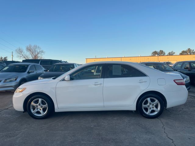 2008 Toyota Camry LE's photo