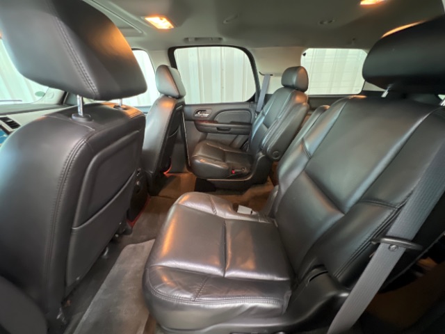 2007 Cadillac Escalade Base photo 5