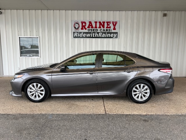 2018 Toyota Camry 2.5 Auto LE's photo