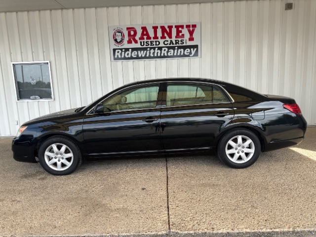 2008 Toyota Avalon XL's photo
