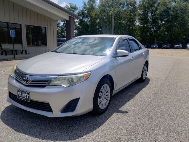 2013 Toyota Camry L's photo