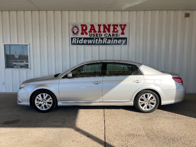 2012 Toyota Avalon Limited's photo