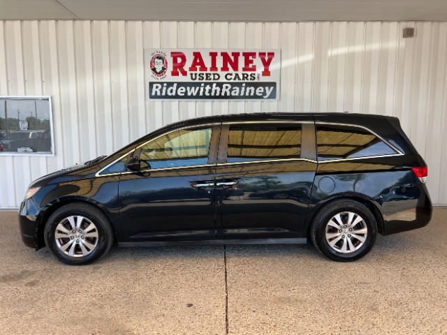 2016 Honda Odyssey SE's photo