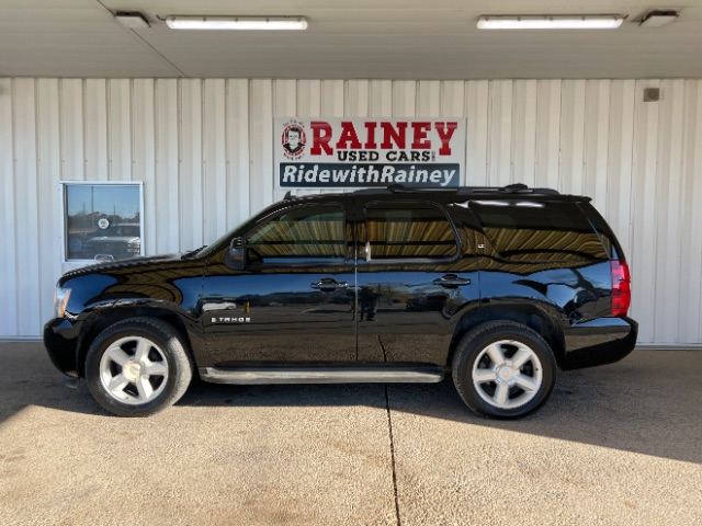 2009 Chevrolet Tahoe null photo 2