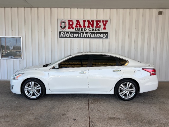 2013 Nissan Altima Sedan SL's photo