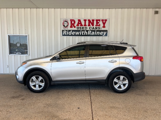 2013 Toyota RAV4 XLE's photo