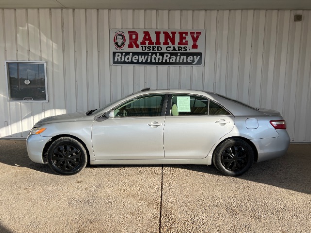 2007 Toyota Camry LE photo 2